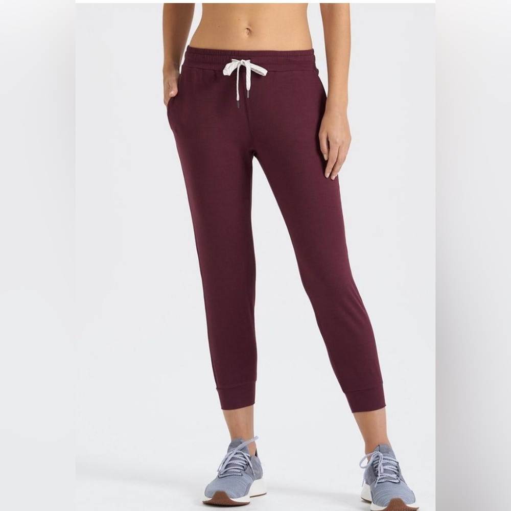 NWT Vuori Women’s Performance Jogger- Cerise Heather sz XXL